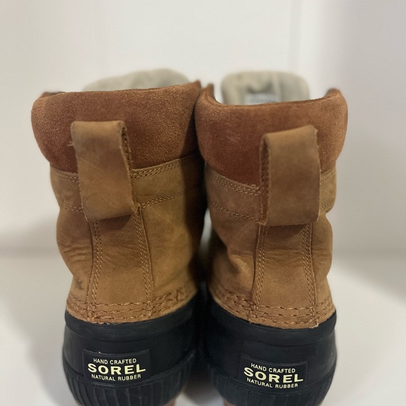 Sorel Tan and Black Natural Rubber Waterproof Boots Men’s USA 8